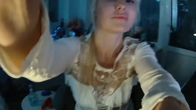 GlamSquirt online show from October 20, 6:30 pm