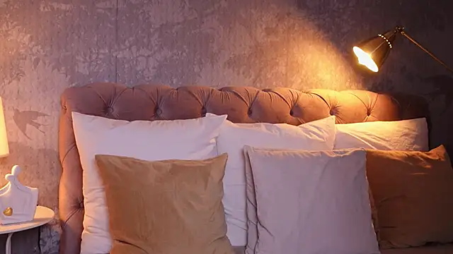 AngelaFay online show from March 17, 6:18 am