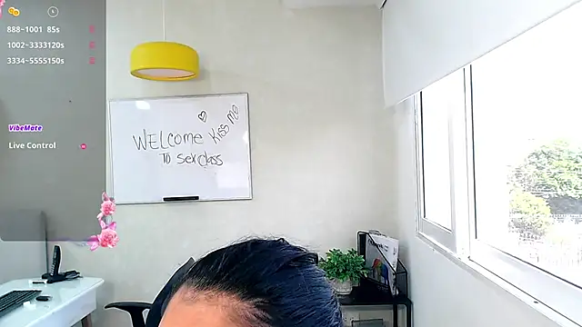 Snapshot of Sassy--Girl chatting on January 14, 7:11 pm Sassy--Girl online show from January 14, 7:11 pm