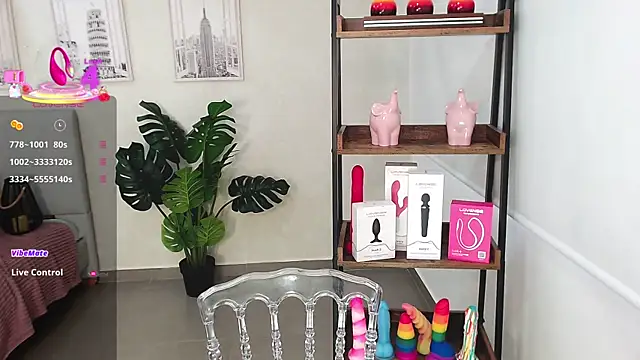 Snapshot of Sassy--Girl chatting on February 27, 6:09 pm Sassy--Girl online show from February 27, 6:09 pm