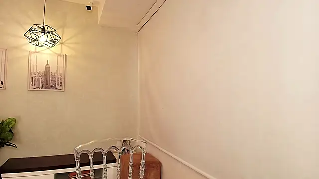 Snapshot of Sassy--Girl chatting on September 16, 6:09 pm Sassy--Girl online show from September 16, 6:09 pm