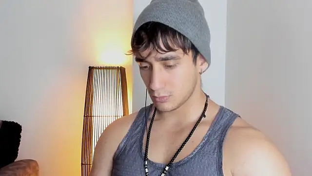 AlexRivera6 online show from November 20, 7:13 pm