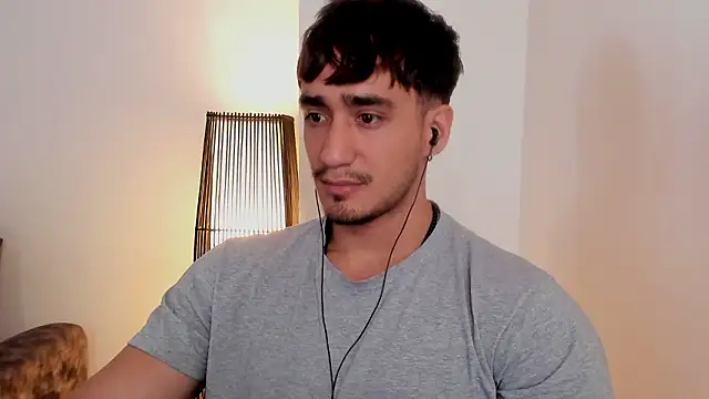 AlexRivera6 online show from February 13, 4:14 pm