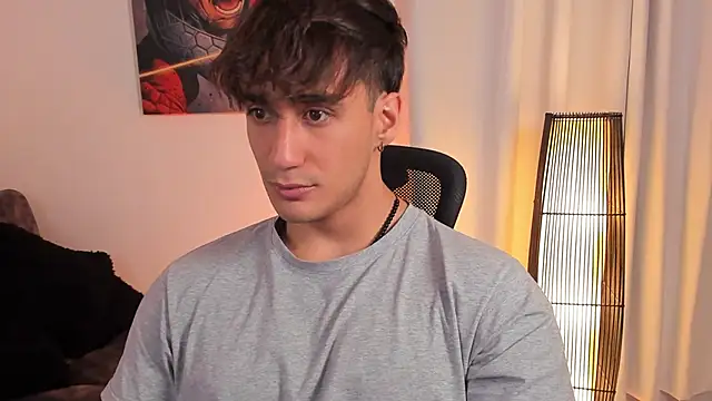 AlexRivera6 online show from June 8, 7:36 pm