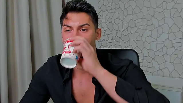 ClintMasters online show from February 15, 8:22 am