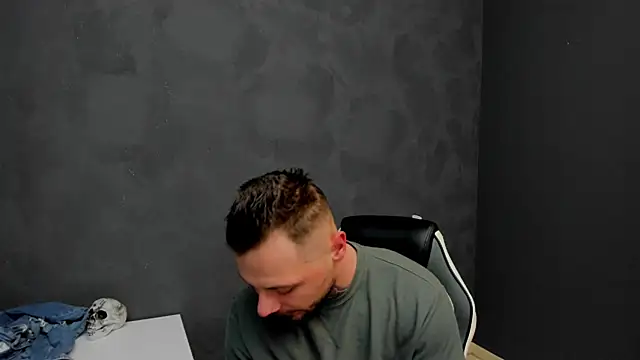 BrianHunts online show from February 10, 6:42 am