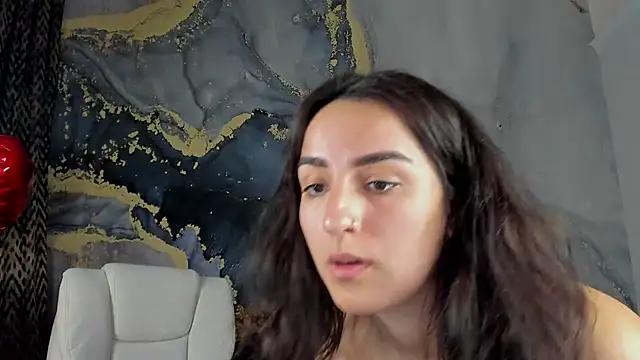 Daphne Moss online show from February 20, 2:24 pm