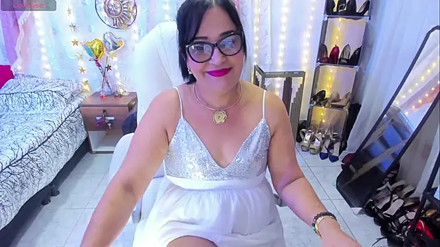 Chanel Doll  online show from March 8, 10:54 am