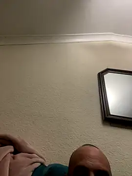 Snapshot of jayjencam chatting on October 25, 8:36 pm jayjencam online show from October 25, 8:36 pm