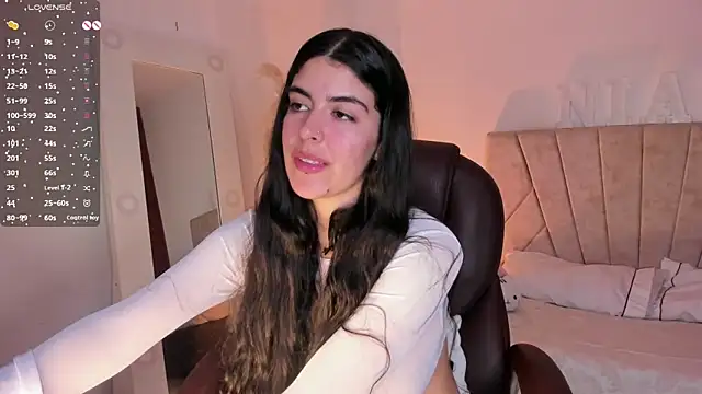 Snapshot of _Niah_ chatting on February 10, 9:25 pm Niah online show from February 10, 9:25 pm