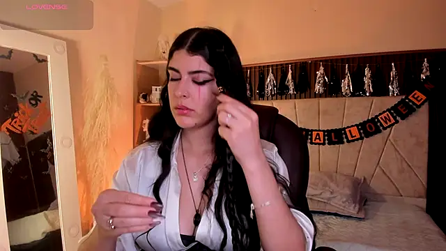 Snapshot of _Niah_ chatting on October 28, 8:33 pm Niah online show from October 28, 8:33 pm