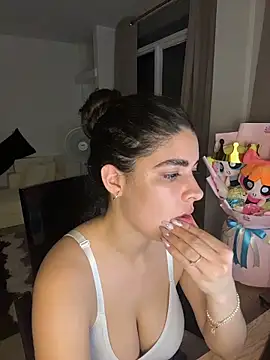  Niah  online show from April 11, 1:54 am