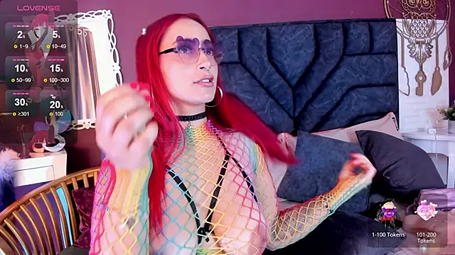 Mia-Bloom online show from February 7, 6:24 am