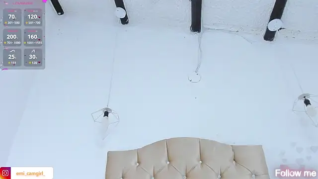 emily campbell  online show from January 16, 1:47 pm