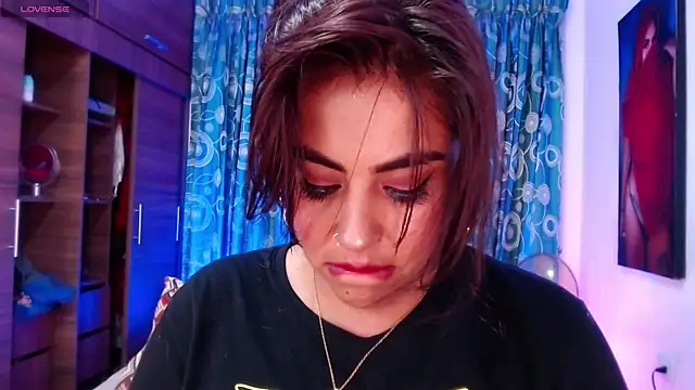 gatuwildhott online show from January 5, 2:06 am