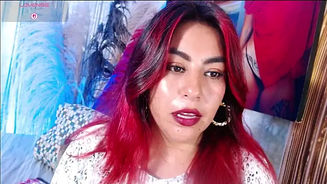 gatuwildhott online show from April 4, 6:27 pm