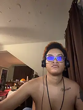 Snapshot of nickytheehawtie chatting on March 3, 12:39 am nickytheehawtie online show from March 3, 12:39 am