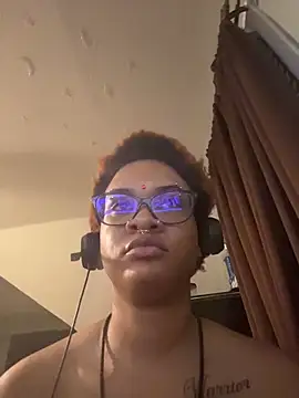 Snapshot of nickytheehawtie chatting on March 4, 2:06 am nickytheehawtie online show from March 4, 2:06 am