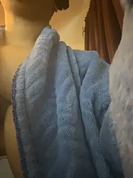 Snapshot of nickytheehawtie chatting on March 18, 2:09 pm nickytheehawtie online show from March 18, 2:09 pm