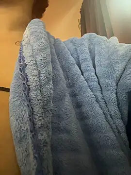 Snapshot of nickytheehawtie chatting on March 19, 2:21 pm nickytheehawtie online show from March 19, 2:21 pm