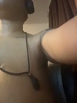 Snapshot of nickytheehawtie chatting on March 23, 1:09 am nickytheehawtie online show from March 23, 1:09 am