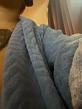 Snapshot of nickytheehawtie chatting on March 28, 1:43 pm nickytheehawtie online show from March 28, 1:43 pm