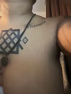 Snapshot of nickytheehawtie chatting on April 7, 5:02 pm nickytheehawtie online show from April 7, 5:02 pm