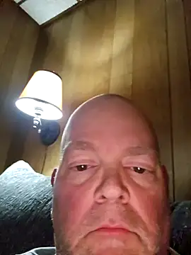 Snapshot of mrwizard4570 chatting on December 12, 5:31 am mrwizard4570 online show from December 12, 5:31 am