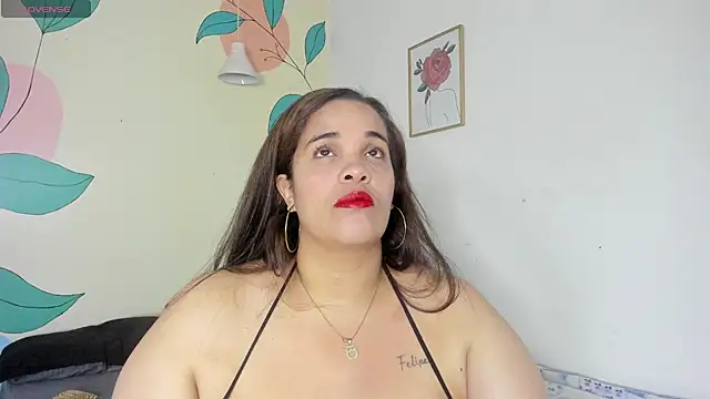 Alondra zaaens online show from October 16, 1:01 pm