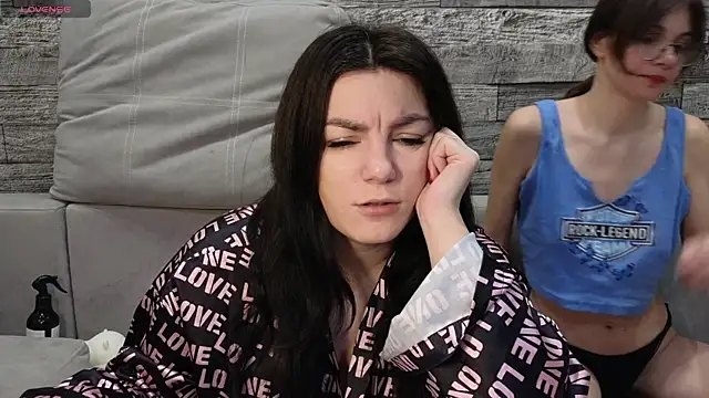 Snapshot of Vika_loves_you chatting on November 26, 2:12 am Vika loves you online show from November 26, 2:12 am