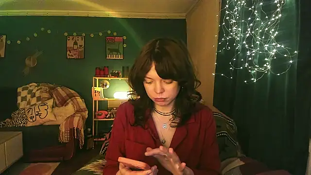 ClancyMorissey online show from April 8, 5:57 pm