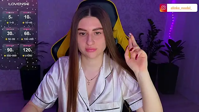 Elishka  online show from February 22, 6:08 pm