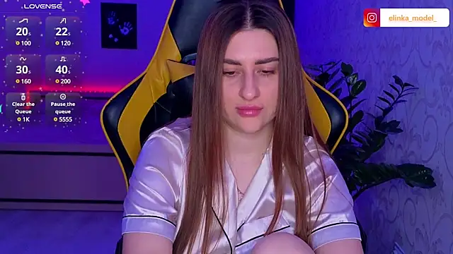 Elishka  online show from March 7, 7:38 pm