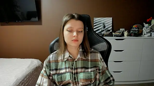 SoniNesti online show from March 12, 2:34 pm