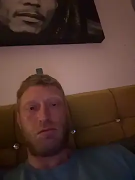 rippedbritish online show from April 11, 8:02 pm