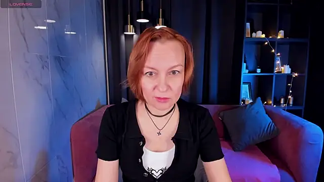 Snapshot of NikaGentle chatting on January 13, 5:33 am NikaGentle online show from January 13, 5:33 am