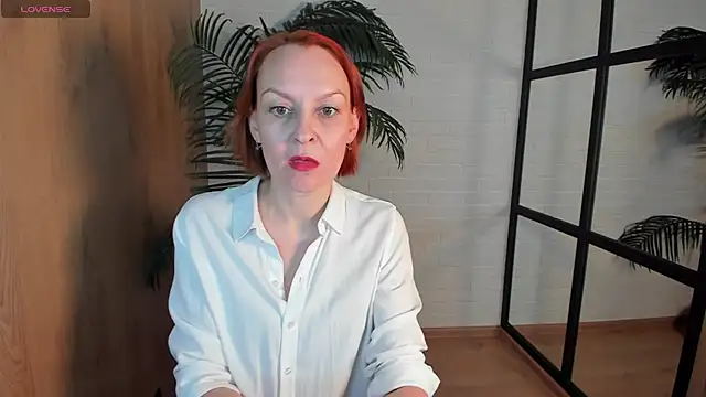 Snapshot of NikaGentle chatting on January 24, 11:48 am NikaGentle online show from January 24, 11:48 am