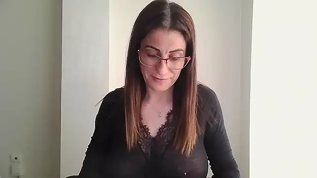 Sanada hot online show from April 10, 1:05 pm