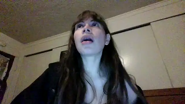 petitedoll29 online show from December 24, 2:43 am