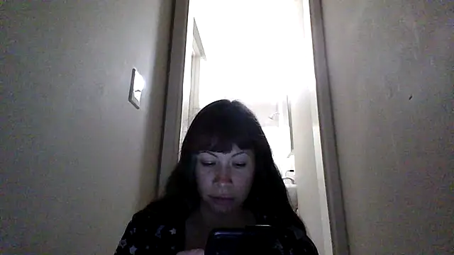 petitedoll29 online show from October 27, 12:04 am