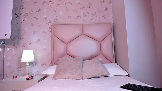 ambar sullivan online show from October 28, 11:36 am