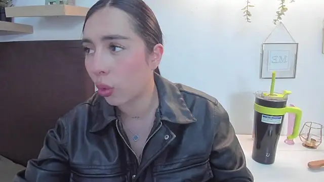 isabella jade online show from January 23, 10:01 pm