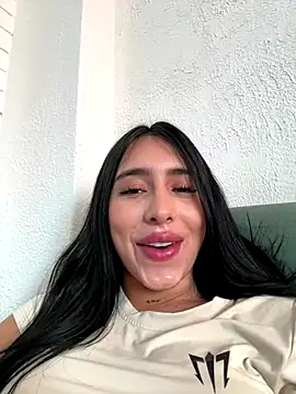 isabella jade online show from October 28, 2:09 pm