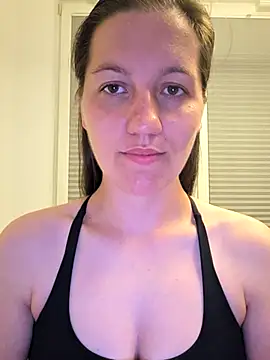Nicole-Ray online show from July 5, 8:16 pm