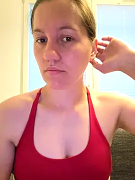 Nicole-Ray online show from July 8, 7:07 pm