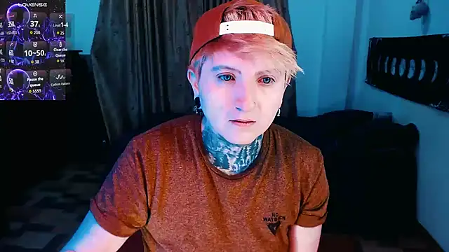 Marieblueeyes online show from November 13, 1:59 am