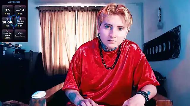 Marieblueeyes online show from November 26, 3:13 pm