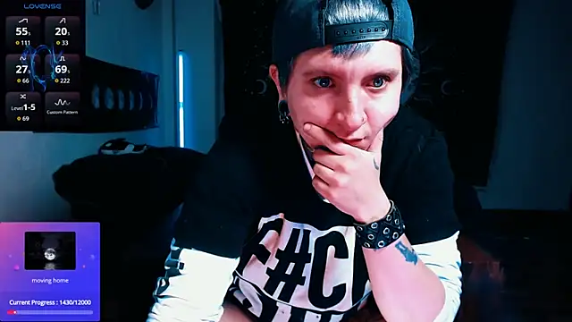 Marieblueeyes online show from March 27, 12:38 am