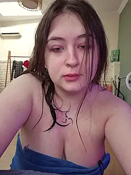 Yammy Yumi online show from June 26, 2:21 pm