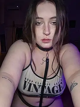 Yammy Yumi online show from July 31, 10:09 pm